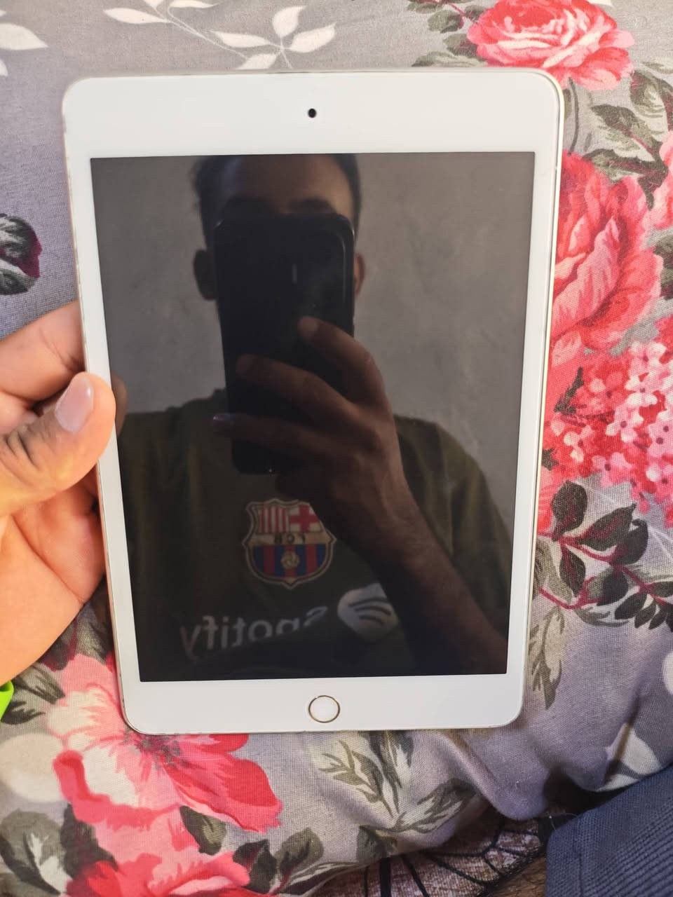 ايفون ميني • ٦٤ • مبدل شاشة