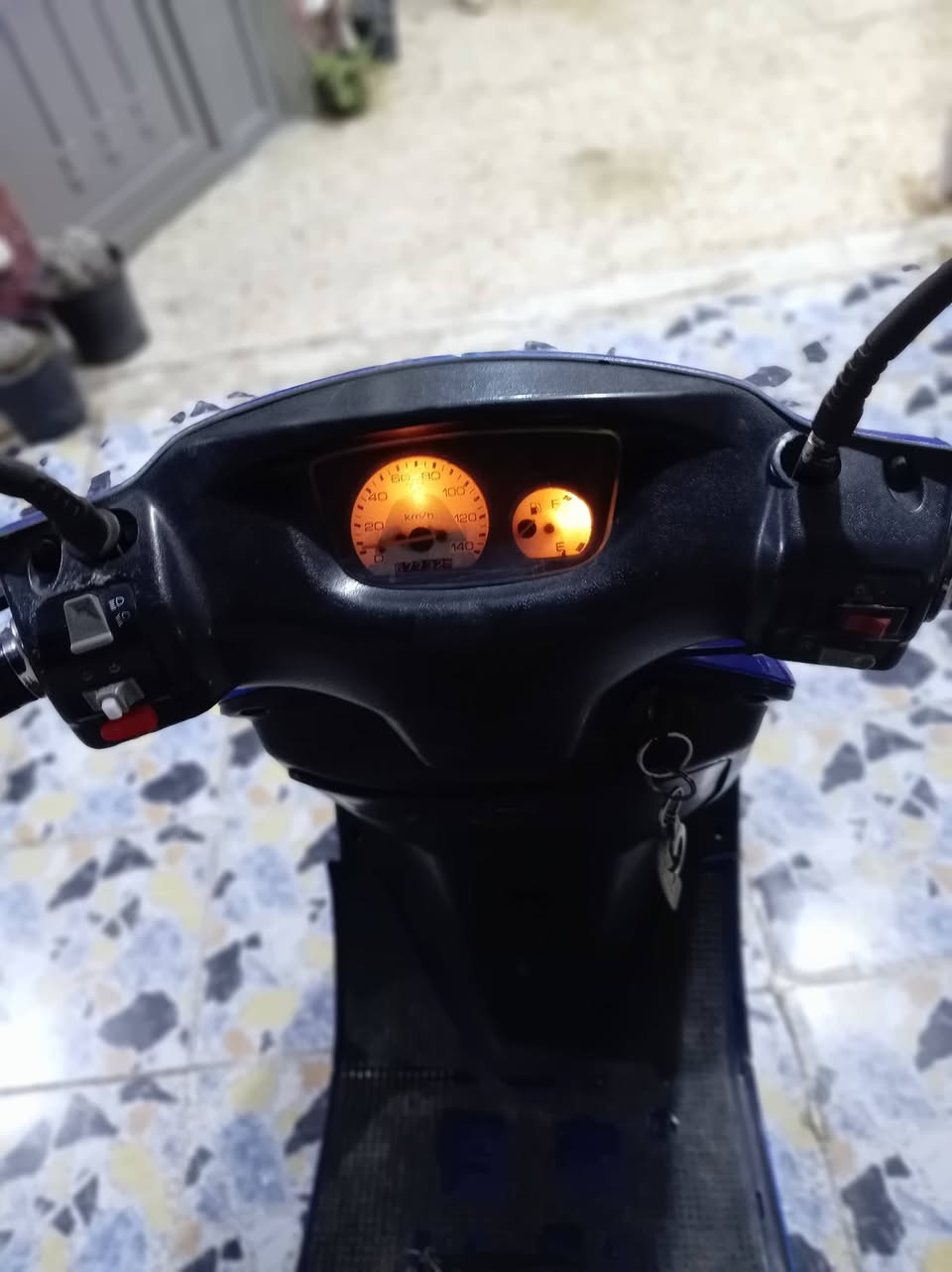 🏍️ للبيع دراجة فراشة — نظيفة وتستاهل 🔥

🔹 المحرك ما مفتوح
🔹 الكير ما مفتوح
🔹 نكّرة سلف
🔹 هندر
🔹 لايت عالي وناصي
🔹 دبل إشارات
🔹 الدراجة كاملة وخير من الله
🔹 برغي ما مفتوح
🔹 مكفولة من البداية للنهاية ✅
🔹 اللون: أزرك 🔵

💰 السعر: 400
💵 بيه مجال 

دراجة جاهزة، أخذها وروح افحصها بنفسك، وكل التفاصيل موجودة وواضحة.

📍 العنوان: ديالى – خان بني سعد
📞 للاتصال: ***********

الجاد يتصل، وبيك خير وتدلل 🌹
