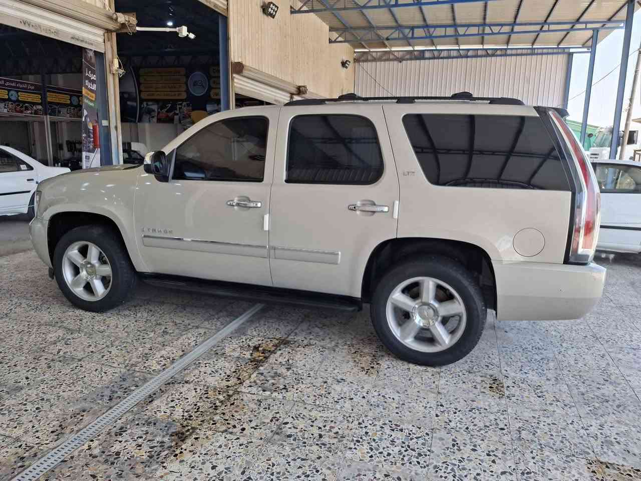 أدوات أدوات 
ترهم مراوس حسب القناعه 
فول مواصفات فئة LTZ
كفاله عامه من الكص والعشائر ولانتربول فقط جاملغ أمامي مصبوغ والباقي كله جديد 
مكاني ميسان @
***********
