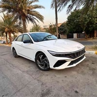 هونداي النترا 2025 SEL SPORT بدون رقم  تترقم شمالي فقط   رقم كاتي يعني...