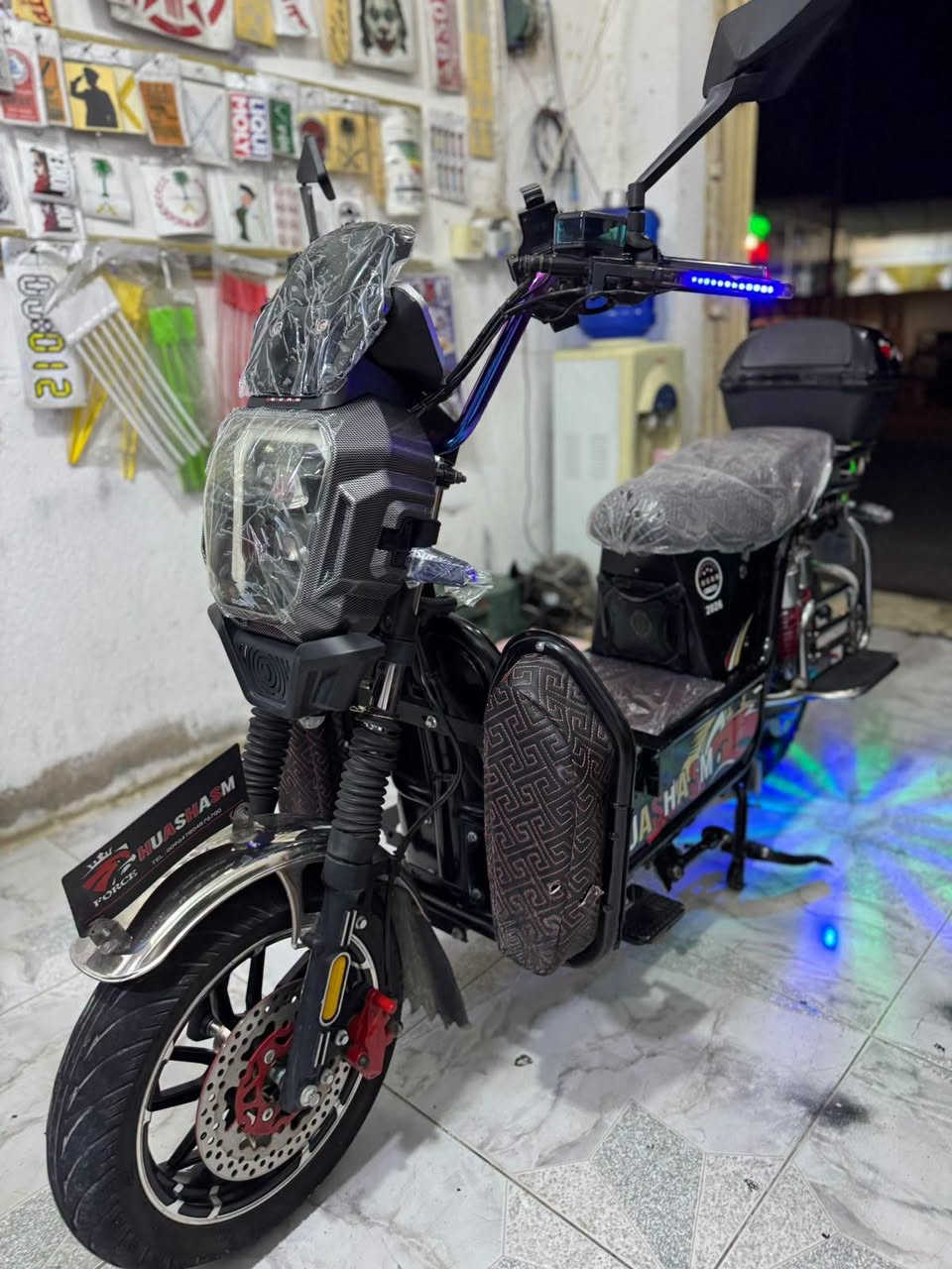 للبيع موطور شحن هيوشه  26 موطور حيل نضيف وبطاريته علا فحص بطاريات وكهربائياته كلها شغاله سماعه جوه كشن وكشن كهرباء 
السعر 680 وبي مجال 
للتواصل ***********

عنوان الانبار قضاء هيت حي الاطفاء مقابل جامع حارث بن يزيد 
يتوفر صيانه وغسل وكماليات وبيع وشراء ولي عنده موطور يسحبه من جمعيه اشتري بسعر لي يعجبه نقد
