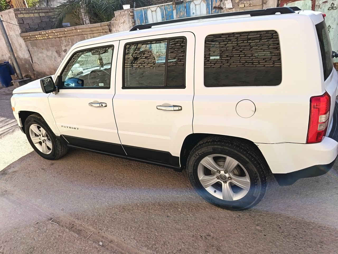 جيب باتريوت ٢٠١٧ رقم بابل
جاهزه من كلشي حادثهه موضح بلسونار باسمي شرط التحويل سعر ١١٥ مكان السياره ميسان
للتواصل ***********
