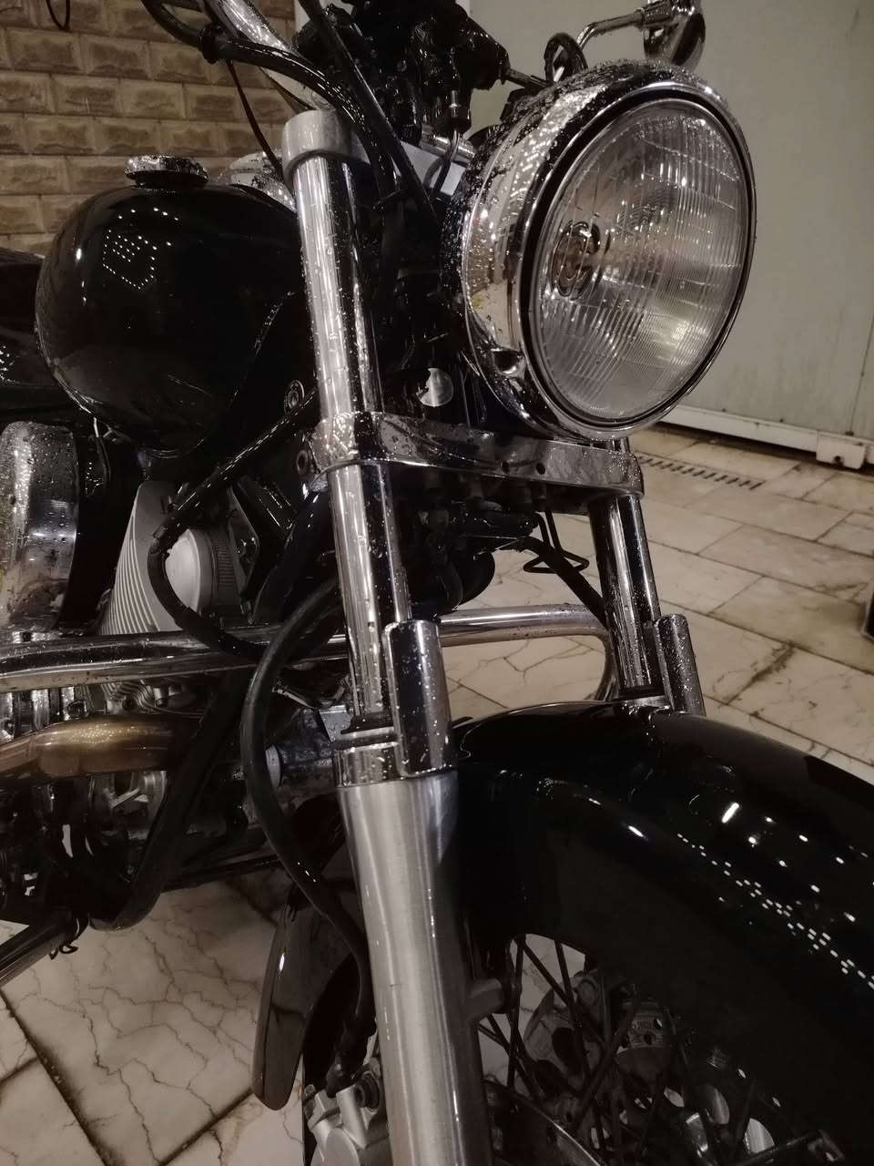 يماها ڤي ستار 1100 للبيع
Yamaha V-Star 1100
محرك مكفول 
دراجة نظيفة مرتبة كهربائيات كاملة مكفولة رقم كربلاء 
لوحتين وسنوية 
سعر الدراجة  28 ورقة وبيها مجال  مستعجل ع بيعتها

مكان الدراجة نجف للتواصل وباقي التفاصيل ***********
