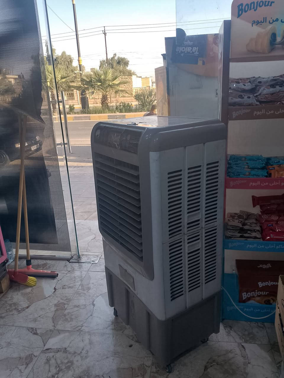 كمفيرة للبيع السعر 130 ألف للاستفسار الاتصال على الرقم ***********
