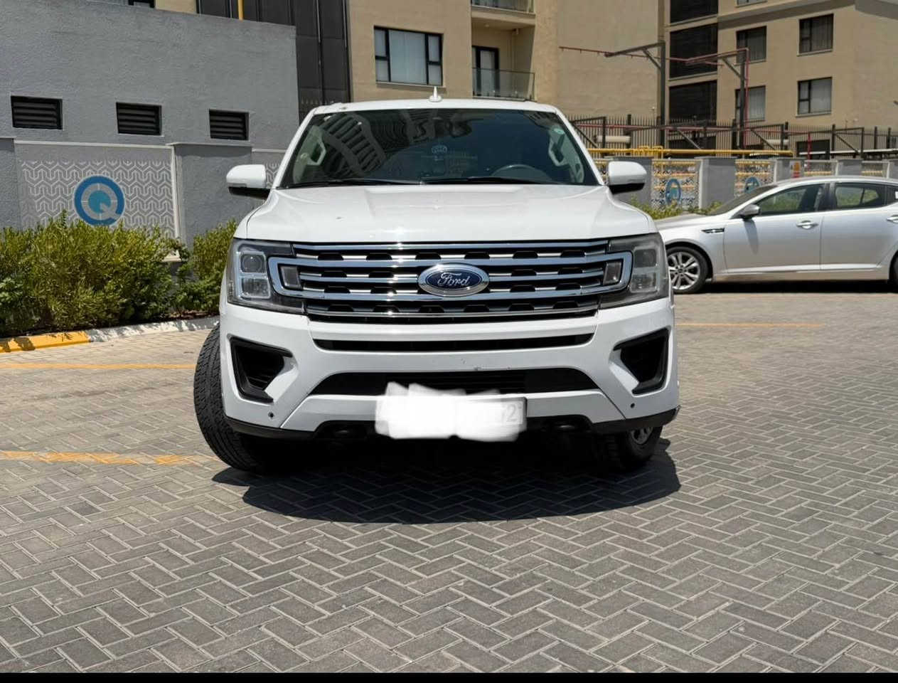 فورد اكسبدشن مديل 2021 
مواصفات_ LIMITED
‎ 1/1فــول فـــول مواصفات 
                                             سعر 278 وبيها مجال 
رقم مميز 
‎سقف بانورما
‎دوسات كهرباء
‎مرايا كهرباء 
‎‏‎بصمة ابواب
‎‏‎بصمة تشغيل 
‎‏‎تشغيل عن بعد
‎كير ماوس
‎هاند بريك بصمة 
‎شحن واير ليس
‎شاشه ديجتال 
                                                                   نظام اوتو بارك
‎كاميرا امامي 
‎كاميرا جانبي 
‎كاميرا خلفي 
‎اوتو ستارت ستوب
‎نقطة عماء
‎تحديد سرعة
‎تحديد مسار
‎رادار امامي 
‎رادار جانبي 
‎رادار خلفي 
‎حساسات امامي 
‎حساسات جانبي 
‎حساسات خلفي 
‎ستيرن فوليوم 
‎ستيرن كهربائي 
‎ستيرن خزن
‎ستيرن تدفئة
كشنات جلد بلادي بيجي فول كهرباء وتدفئه وتبريد 
‎كشنات جلد
‎كشنات كهربائي 
‎كشنات خزن
‎كشنات تبريد
‎كشنات تدفئة
‎كشنات ٧راكب
‎تبريد لمس
‎تبريد مركزي
‎تبريد ٣قطع
‎صندوق كهربائي 
‎‏‎لايتات ليد زينون بیلادي
‎بروجكتور ليد زينون بيلادي 
‎‏‎بكلايتات ليد بيلادي 
‎ويل كروم
‎محرك 3.5 ستة سلندر توين توربو
محرك كفاله وكير كفاله
بعد هواي مواصفات…
 ملاحظه السياره بدون تبديل اي قطعه ليبل واحد فقد تعديل ب الجاملغ وارد  امريكي 
مكاني بغداد 
*********** Colombo, Sri Lanka
