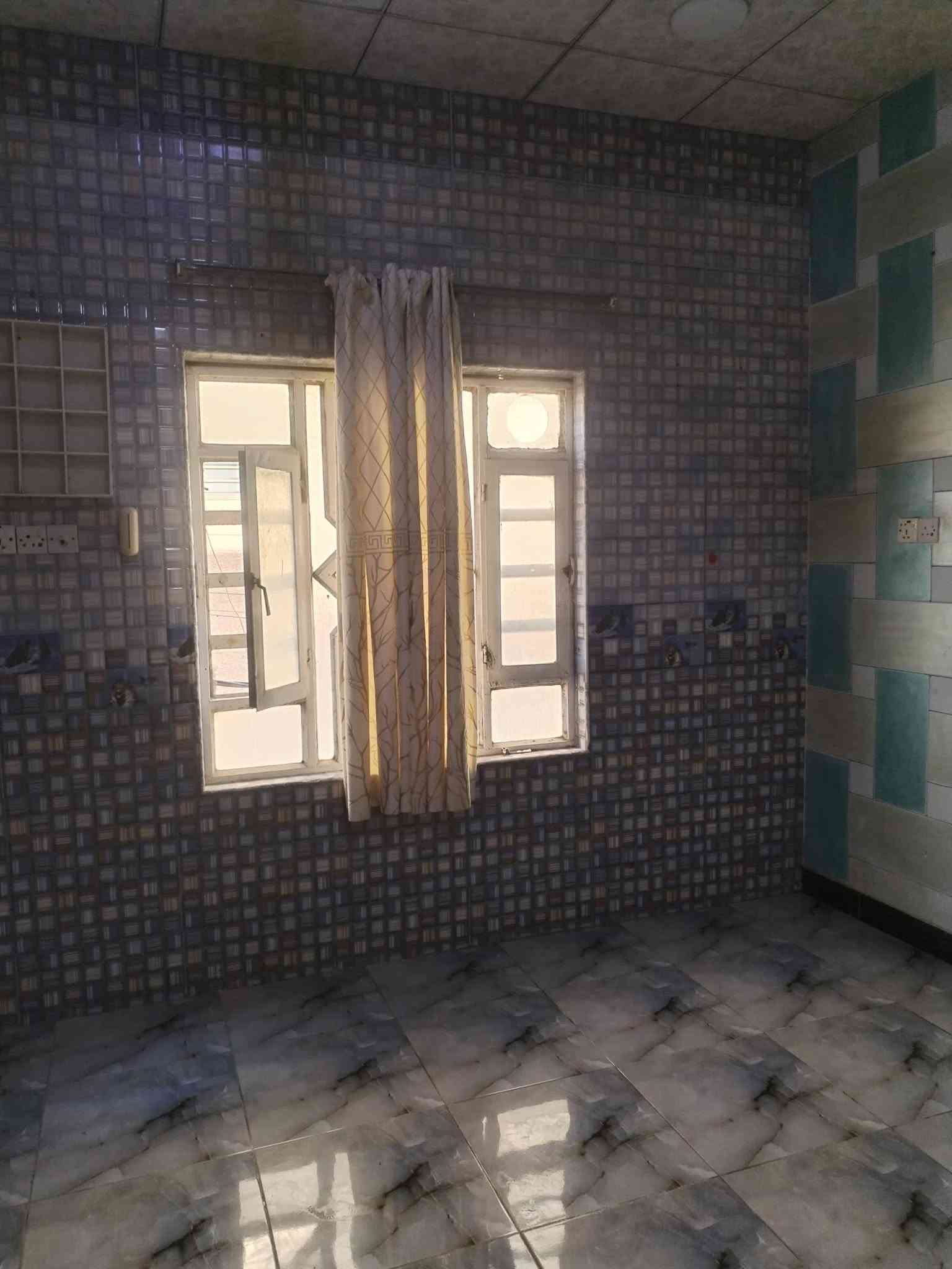 المطيحة حي الزيتون • شقة • غرفة