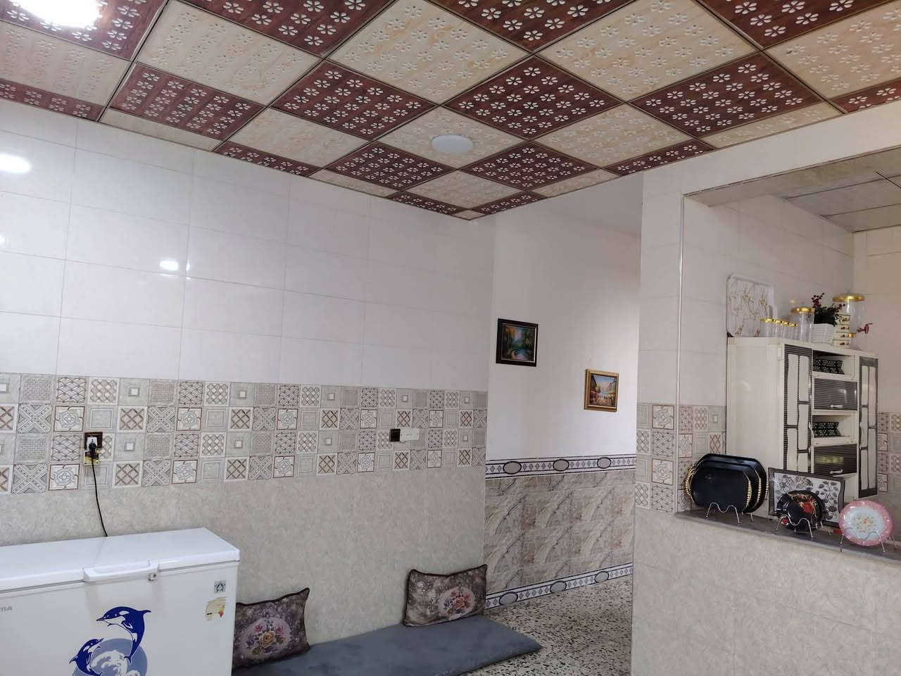 #بيت #للبيع
في حي الخضراء
خلف جامع التقوى
على ساحه
المساحة ٢٨٠متر
طابق ونص مكون من 4غرف نوم
السعر 145مليون قابل للتفاوض
مكتب عزت للعقار شارع 60قرب تقاطع جامع التقوى مقابل المول الجديد في حي التأميم
هاتف
***********

