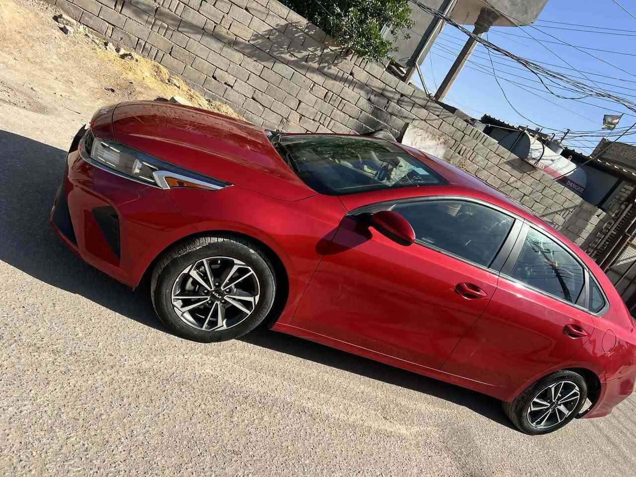سلام عليكم سياره للبيع موديل 23 معوقين بابل ***********
