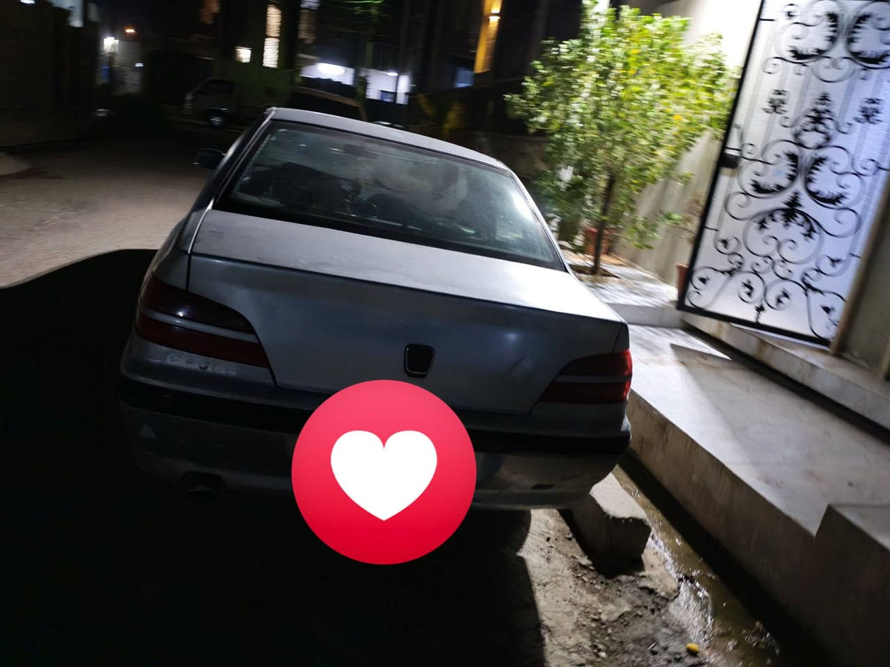 للبيع بيجو 406 كير عادي مكينة شرط طخم امامي خلفي جديد رقم نينوى الماني قديم تبريد ثلج موديل 2000 
السعر 37 وبي مجال 
***********
***********

