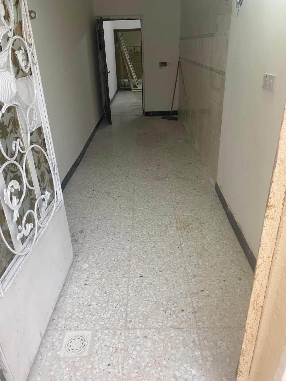 بيت للايجار • الضباط • ٥ غرف