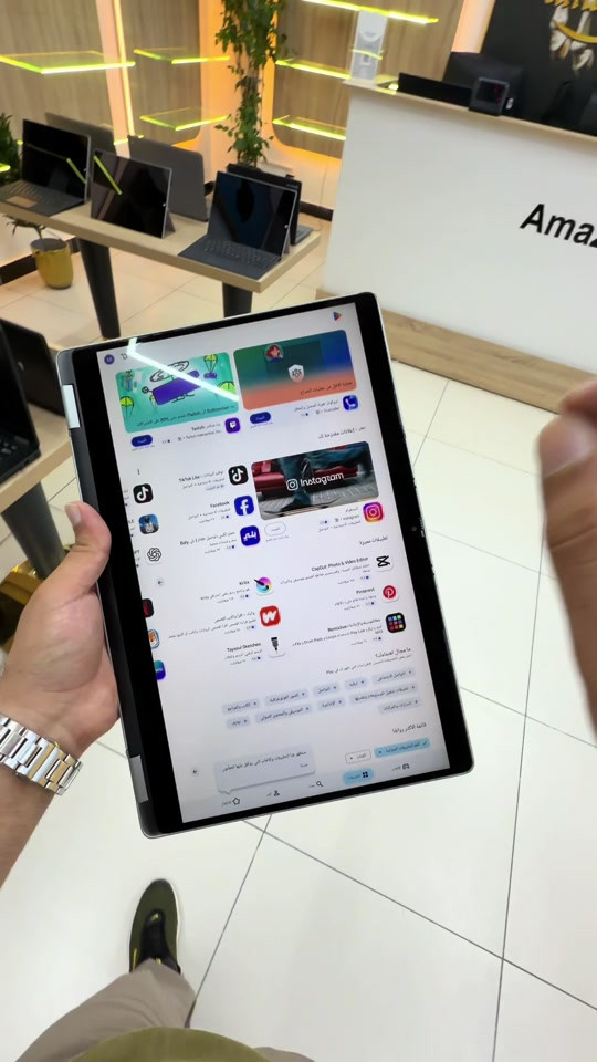 اقتصادي بسعر مناسب ! لابتوب لمس قلاب 360 درجه  معالج كور 3 جيل 8  هارد128 ورام 4  بسعر 189 الف والتوصيل مجاني  نظام اندرويد *********** ***********
