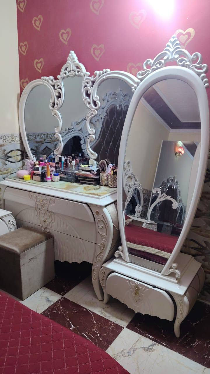 #للبيع
اخشاب تركيه درجه اولى

النظافه فول

9 قطع بمليون
