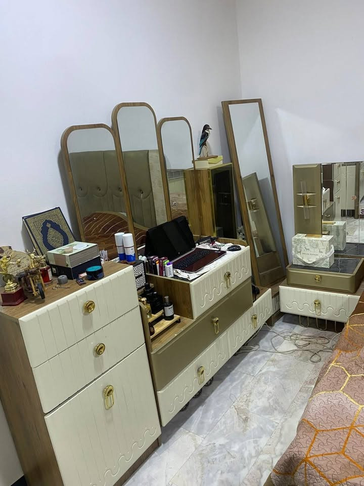 غرفه نوم • ٩ قطع • البصرة