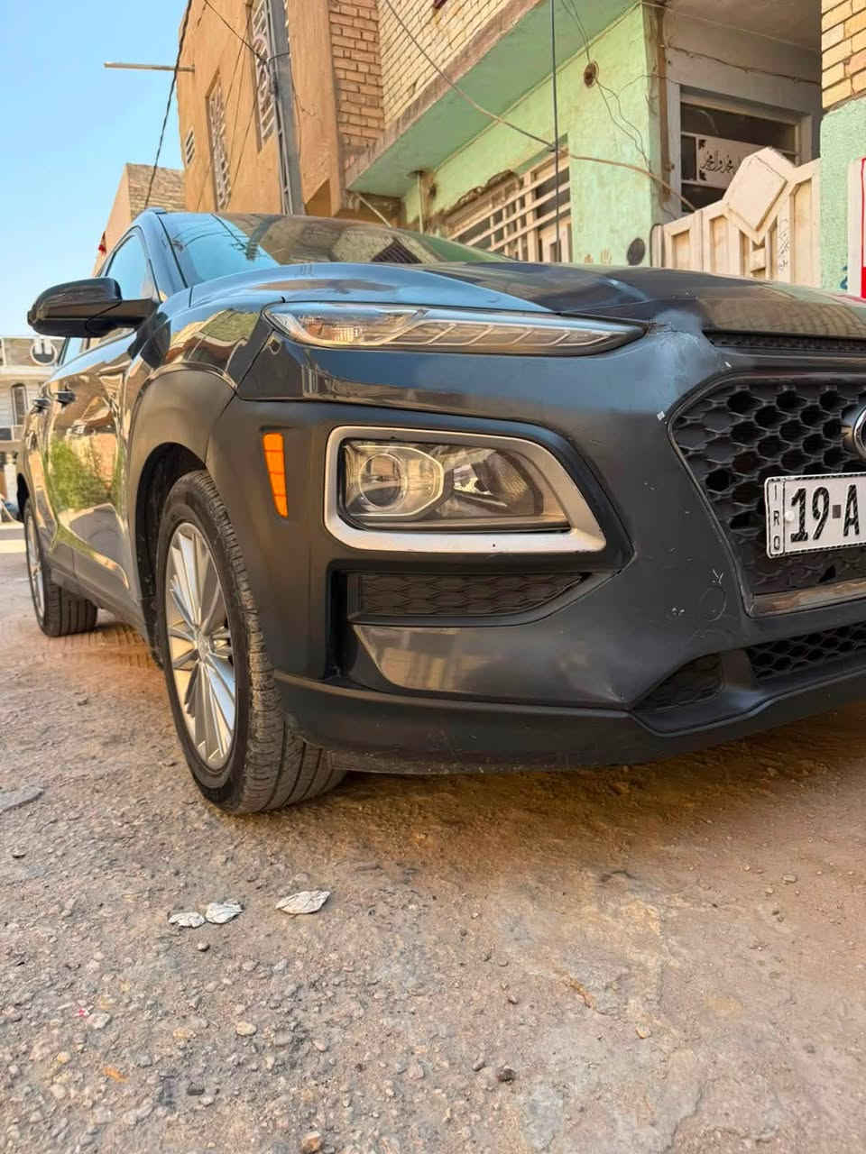 كونا 2019 وارد امريكي
سياره ضررها مثل ما موضح بصورة 
بنيد فقط 
المواصفات 
1-كامرة خلفية 
2-رادارات امامي وجانبيات 
3-تحكم ستيرن 
4-بصمة 
5-شاشة كاربلاي
6-مانع انزلاق 
7-وضعيات قياده
8-كشنات تدفئة 
ملاحضة: سيارة نضيفة جداً مال موضف 
بس مبدل بيها كازكيت هنا بل عراق

السعر :125$
الرقم:***********
رقمها كربلاء باسمي تحويل ثاني يوم

نص مكتوب في الصور:
- 000-27007340 - 01/23/2020 - IAA BidFax.info
- SONAR
- المصد الخلفي
- سليم
- المصد الامامي
- البنيد مفتوح + صبغ ومعجون
- الجانب الايسر
- الجانب الايمن
- الجامغ الامامي مفتوح + بارد
- الباب الامامي بارد
- الجزء العلوي
- ازرق بارد - اخضر صبغ - احمر صبغ ومعجون
- ملاحظات : السيارة تحتوي على شخوط + رصعات + تكحيل
- ملاحظات : لا يتم فحص الدعاميات والقطع البلاستيكية و الللاصق في السونار
- تم الفحص بتاريخ 2025/6/29
- 000-27007340 - 01/23/2020 - IAA BidFax.info KBS Center SONAR المصد الخلفي سليم الجانب الأيسر الباب الأمامي منفوح + بارد الباب الأمامي بارد المصد الأمامي البابيد منفوح + صبغ ومعجون الجانب الأيمن الجزء العلوي سليم ملاحظات ملاحظات: السيارة تحتوي على شخوط + رصدات + تكحيل ملاحظة: لم يتم فحص الدعامات والقطع البلاستيكية واللواصق في السونار تم الفحص تاريخ 2025/6/29 احمر صبغ ومعجون ازرق بارد
