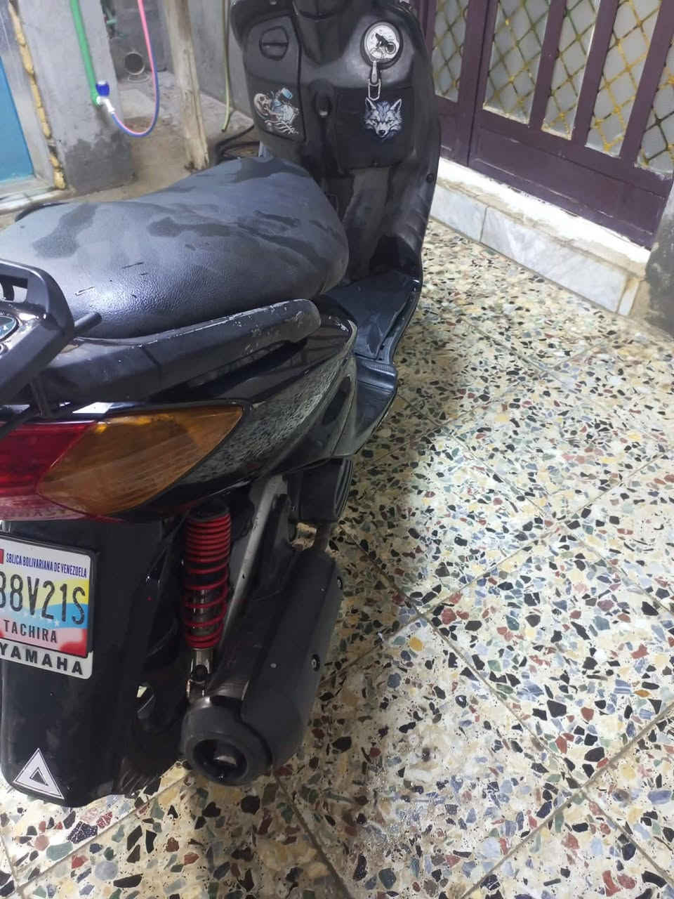 سلام عليكم سكنس نثيه للبيع الدراجه كامله مكمله كهربائياتهة شغاله شلعه ومعدل الدراجه اتخبل ياباني 110استان حساس الدراجه حلوه مكينه ناعمه اتخبل اكلوبات شغاله اشاير شغاله الدراجه كامله اي نقص ما بيهة السعر 550مكان الزعفرانيه الرقم ***********لحد يطبلي خاص خابر عل رقم
