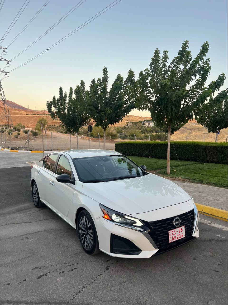 Nissan altima ٢٠٢٣ S 
‎نیسان ئالتیما ٢٠٢٣ S
aبەصمە
‎شەغال
‎ کامێرا
‎ڕاداری پێش
‎ڕداری دواوە
‎ڕاداری خەتی جادە
‎ڕداری ئاوێنەکان
‎تحدید سرعە
‎ئۆتۆ ستۆپ لەکاتی پارکینگیش خۆی ستۆپ ئەکا 
‎ ویل کەپ بیلادی
‎لایت لید  زینۆن عەدەسە
ارباگ بیلادی گۆراوە
 ‎سەیارەکە ٢پارچەی  بۆیاخە بێ ناوگرتن 

نرخ ١٥٥مجال

*********** . *********** واطسب أربيل, العراق

