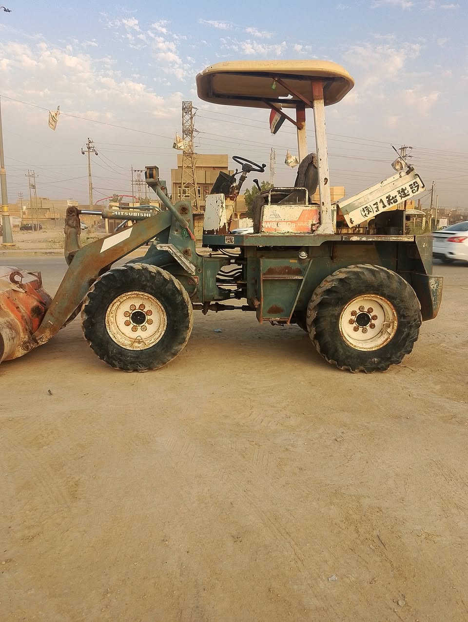 شفل 50للبيع موديل 98 رقم بابل بأسمي مكينه مكفوله لا تنقيص ولا تبخير دافعه البلاديه قطعتين شاصي مكفول الشفل جاهز للعمل للاستفسار اكثر الاتصال على الرقم ***********   مكاني بابل شارع 80
