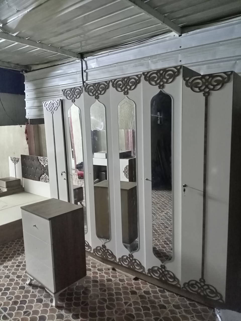 اللهم صلي على محمد وال محمد
غرفة تركية اخت الجديدة نقصه بس يدات اي ضرر مابيها ٧ قطع
السعر ٥٠٠ وبيه مجال
العنوان مسيب سده الهندية منطقة العلكاية قرب مدرسة الارتقأء الاهلية واتساب ***********
