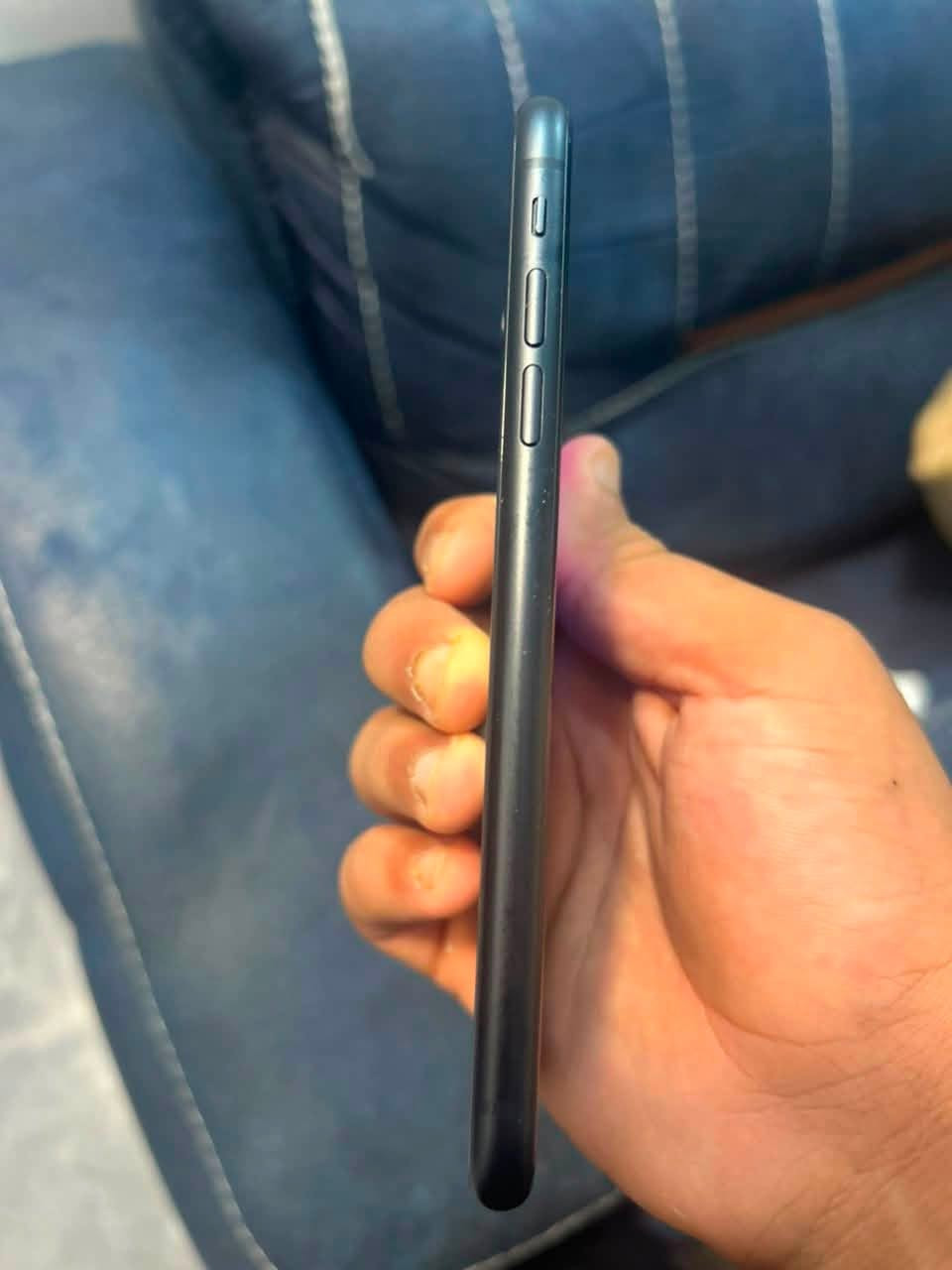 السلام عليكم ايفون Xr تلفون نضيف كلشي ما مبدل بي شرط الفحص بطاريه 81 ذاكره 64 سعره 150 وبي مجال حك الجيه 
شراي يتصل ***********
مكاني ديالى بعقوبه جسر الشريف
