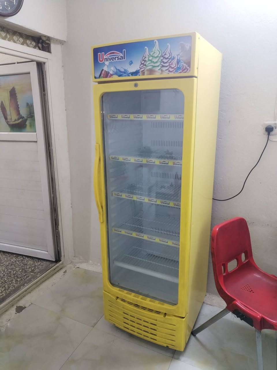 عارضات عمودي عدد 4 ومجمدة حجم 16 قدم السعر كلهن مليون العنوان بغداد حي اور الشراي يتصل على هذا الرقم ***********
