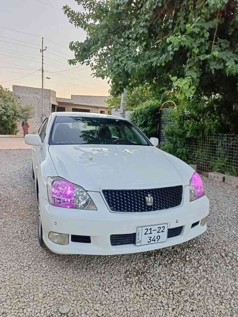 بەناوی خودا 
شاهینە بڕاوە 
سپۆرت 2007 
بێ بۆیاخ  پێشو دوای کەپسە
مەکینە بچوکی گێڕ کەورە 180 
کامل مەسرەف 
تەبرید و کەینەو گێڕی بەشەرت 
نمونەیە لە جوانیا 
چوار تایەی لۆکی لەسەرە
نرخی 54 گەڵاو کەمێک مەجال
ژ.م ***********
ئەدمینی بەڕێز

