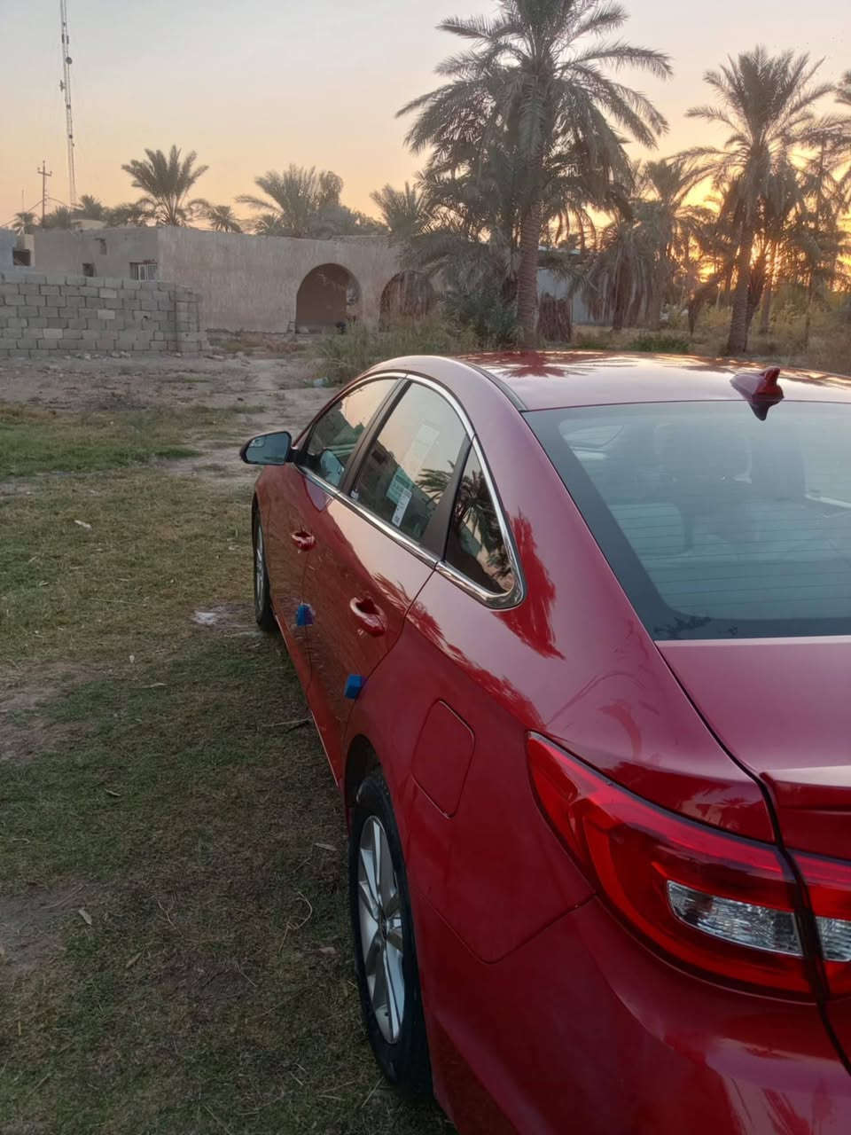 السلام عليكم سوناتا وارد امريكي موديل 2017 بيها 3 قطع بدون دواخل . كير و مكينه بلادي رقم بغداد باسمي  سعر ب 100 بيها مجال ***********
