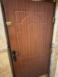 بابتين خشب 🪵 كاملات هيه والجرجوبه وكيلون لا كسر ولا اخياس غير متواجد ع...