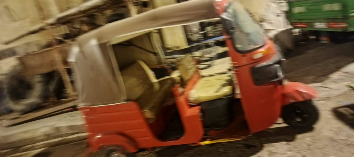 تكتك بجات عشرين نضيفه بيه رشات كامله سنويه تكتك بصره حيانيه *********** سعر 5500
