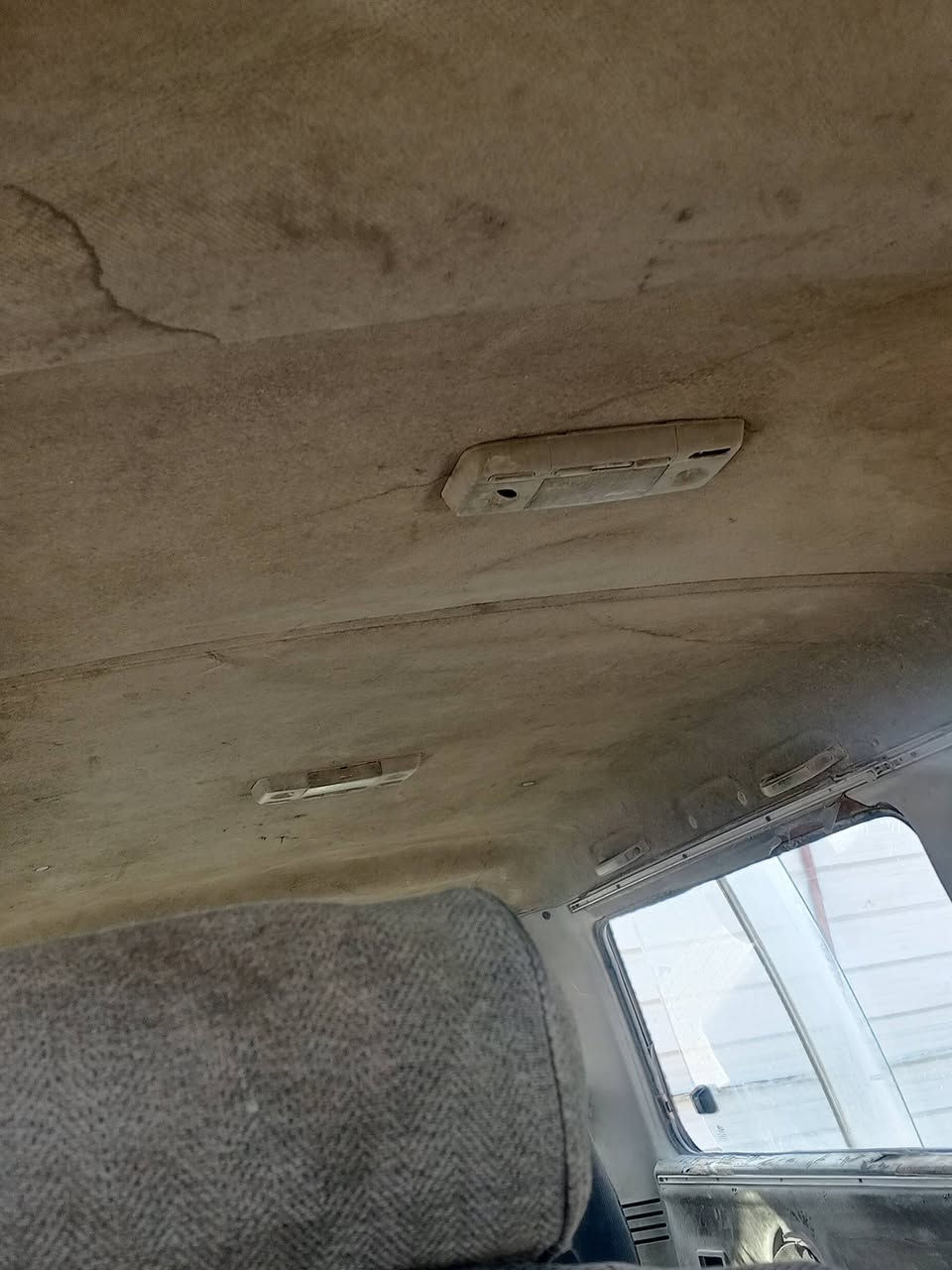 سلام عليكم كيه بسته ٩٣ مكينه كير اكسن تايرات نضاف صدر نضيف خياس مابيها سنويه ال ٢٧ العنوان بغداد تاجي بسمي تريد تحويل تريد وكاله ملاحظه كهربائيات تعبانه *********** سعر ٢٠ورقه
