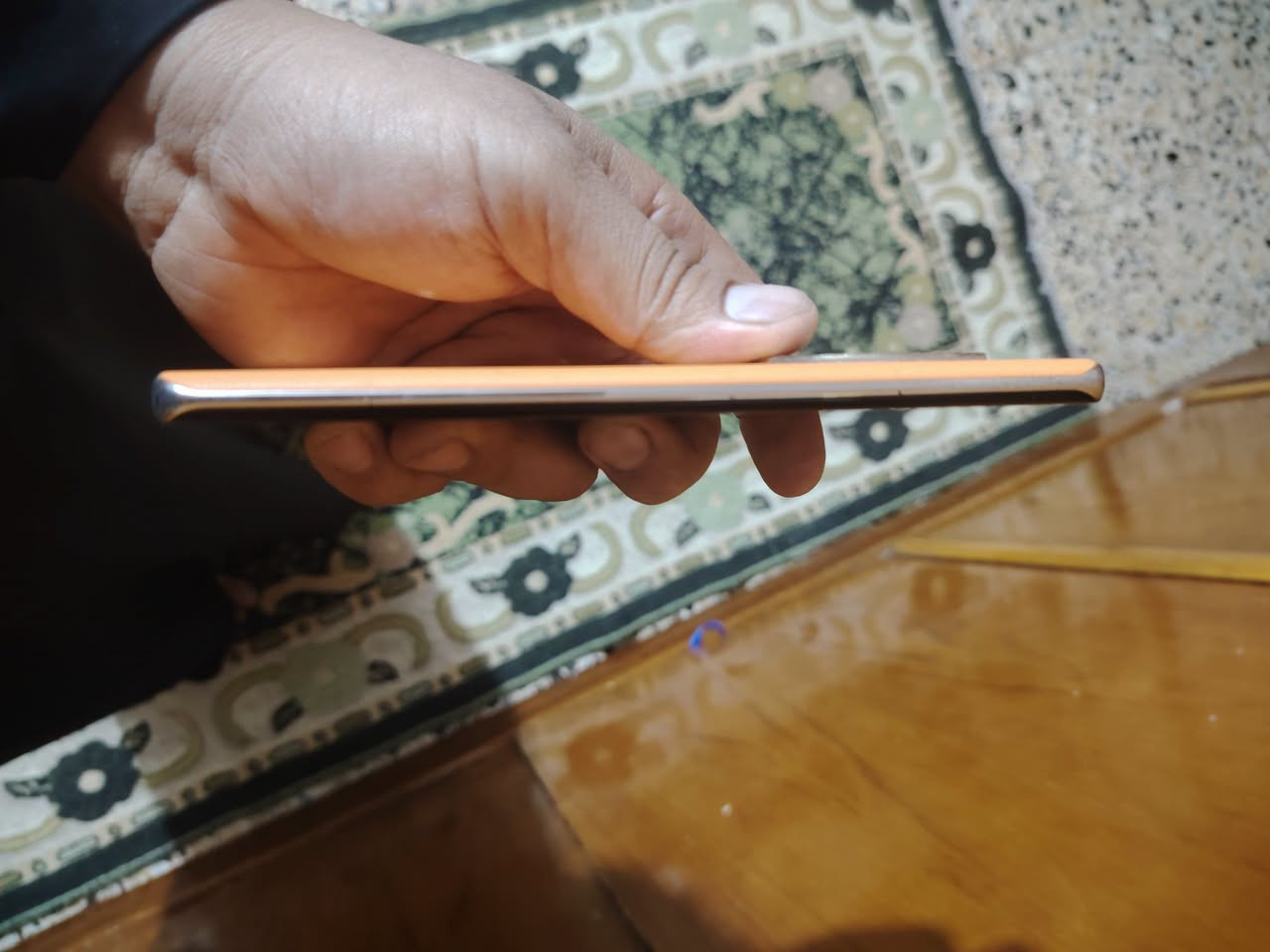 هونر x9b نظيف كلش التفاصيل داخل الصور
مكانه الشطرة السعر 275 وبيه مجال بسيط
***********
***********

نص مكتوب في الصور:
- حول الهاتف المساحة الفارغة ١٩٦,٥٦ غ.ب الإجمالي ٢٥٦ غ.ب وحدة التخزين الداخلية المودیل ALI-NX1 رقم الإصدار 9.0.0.226(C185E14R3P1) GPU Turbo إصدار الأندرويد 9.0 15 IMEI 8674*********** 8674*********** تحديث نظام متجر Play ٠٢-٠٣-٢٠٢٤ تحديث الأندرويد الأمني ٠١-٠٣-٢٠٢٤ إصدار النطاق الأساسي MSM.1DB0.MPSS.DE.3.1.1 .164,MSM.1DB0.MPSS.DE. 3.1.1.164 إصدار النواة 5.10.236-android12-9-00006-g71f 3aedc8b92-ab14427738 build-user@build-host #1 Wed Nov 12 20:20:48 UTC 2025 الحالة