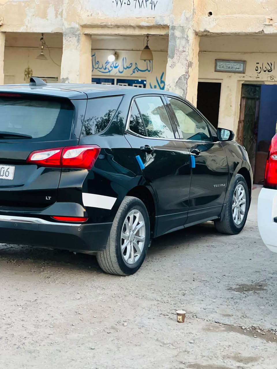 سلام عليكم للبيع  أو مراوس شوفرليت مديل 2020سياره جاهزه ونضيفه تبريد تدفه حداده تخم تاير فول موصفات جديده بسمي بغداد رقم دولي تتحول بل بصره عادي السعر 120 بي مجال شراي اتصل ***********مكانً البصره القرنه
