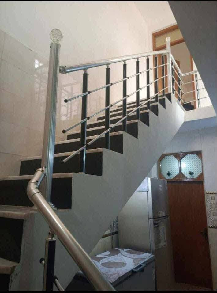 دار للبيع المساحه ١٢٠ متر طابقين 

حله ابو خستاوي جهته المرور شارع المرور خلف مضيف السجاد قريب من شارع كربلاء خدمات كامله موقع حلو 

//يرهم نقد أو قصاد//السعر 62/

***********

