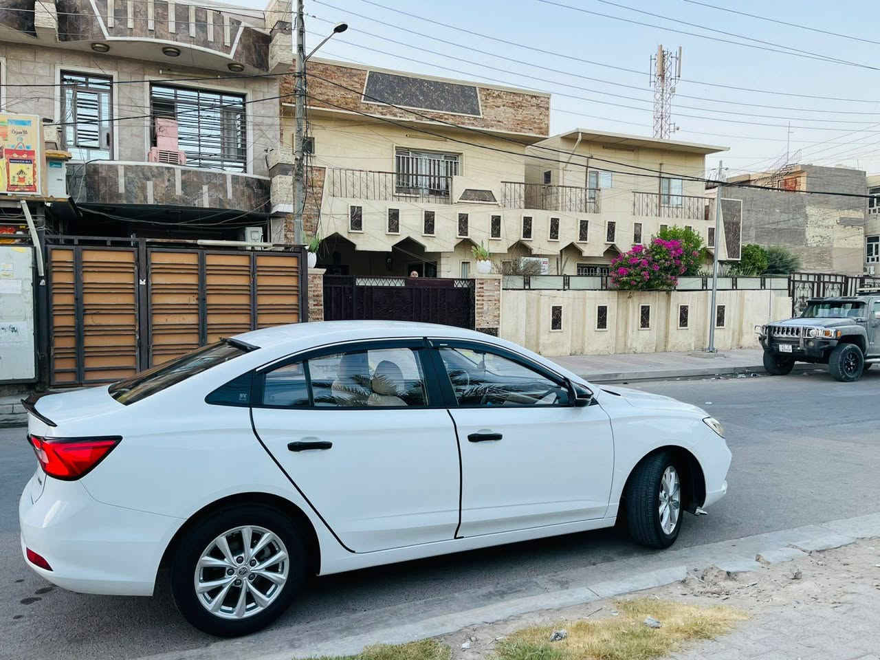 سلام عليكم للبيع mg5
مديل 24ضمان شركه
السياره ماشيه 57بعده وضع شركه 
مواصفات 
شاشه جبيره كامره تحكمات اشاير مري 
باتري جديد ادامه كامله بل شركه 
كمالياته كامله والسياره كفاله عامه عده طخه بل باب مال سايق موضحه بل صوره 
رقم اربيل تحويل مباشر 
***********
مكان بغداد غزاليه 
السعر 96وبيه مجال
