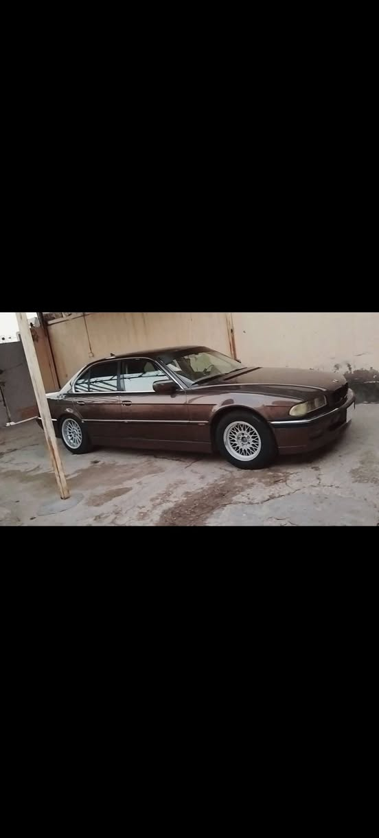 بي ام • ٧٤٠ • ١٩٩٤