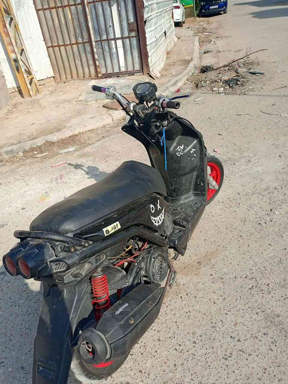 سلام عليكم سكنس جبلي للبيع سعر 400 وبيه مجال دراجه شغاله نكره سلف بكل وقت لايت خلفي يشتغل نقصه بجم امامي لابكن ولا تبخير شلعه ومعدل مكان بغداد حي اور رقم ***********
