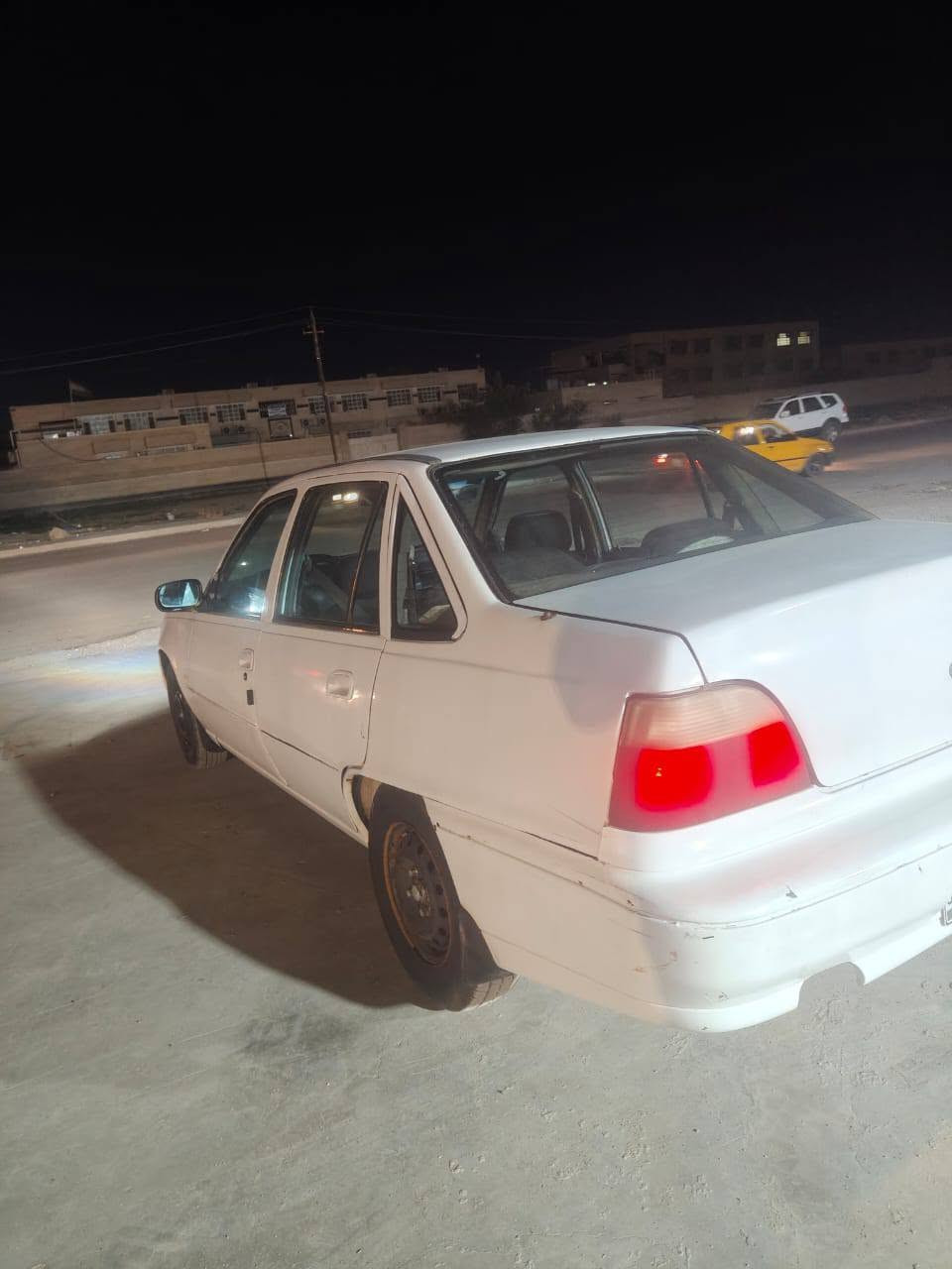 دايو سلو موديل 95رقم نكليزي مصفره غرامات بسمي تحويل مباشر مصبوغه عام الجماليه ‏‪***********‬‏بغداد لعبيدي ملاحضه مكلف بل نشر اتصل عله رقم ما متوفر عله لفيس السعر 28

