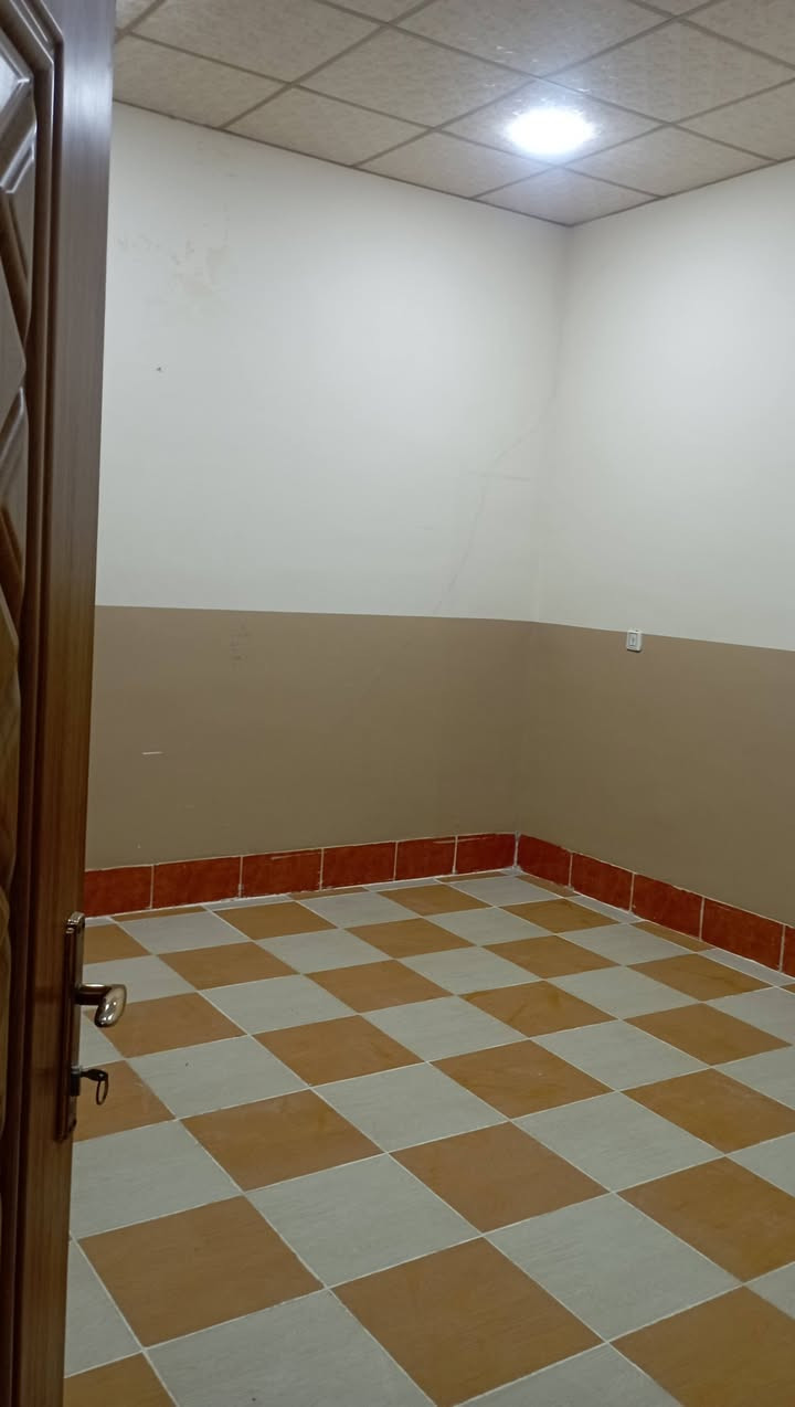 سه رتا به ناوى خوداى گه وره و ميهربان
سلاو كريارانى به ريز ئه م خانومان لايه بوفروشتن رووبه ركه ى 190متر قاتونيو پيكهاتوه له 3ژوورنوستن /هول/متبغ/ميوان/مشته ملأت/بيتونه /گه رج سياره خانويكى زورباكو خاوينه كامل خه ده مات نرخى 60مليون و مجال 

عنوان كركوك بنجاعلى بشت دائيره كاربايى بنجاعلى نزيك جامع ريگاى بهشت ياخود نزيك مصته و سفه كه بوزانينى زياترپه يوندى كن به م ژمارانه ى لأى خواره وه 

***********

***********سه ردانى نوسينگه كه مان بكن نوسينگه ى 

شالاو زه نگه نه
