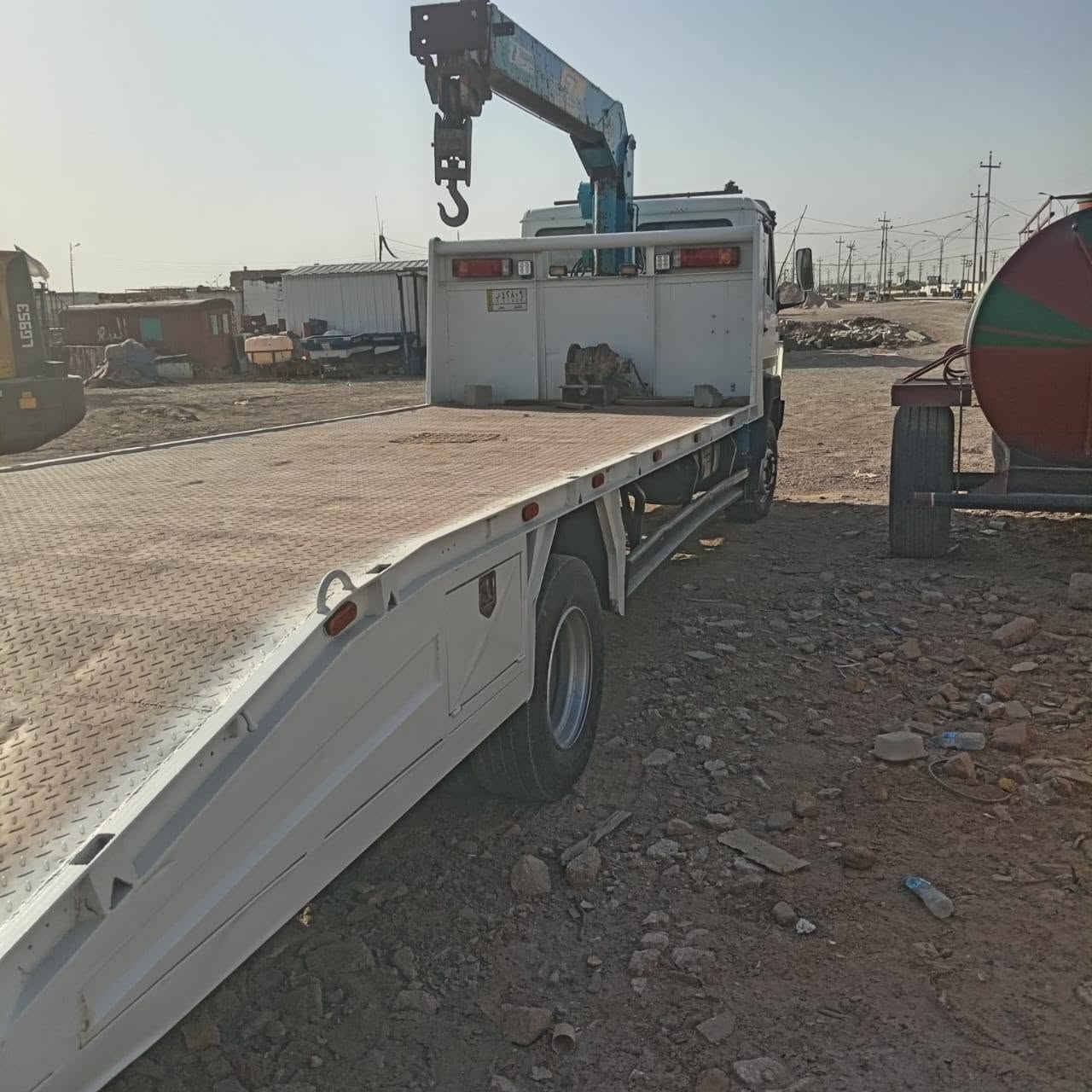 موديل ٩٢ • محرك وكير مكفول • حمولة ٣ طن