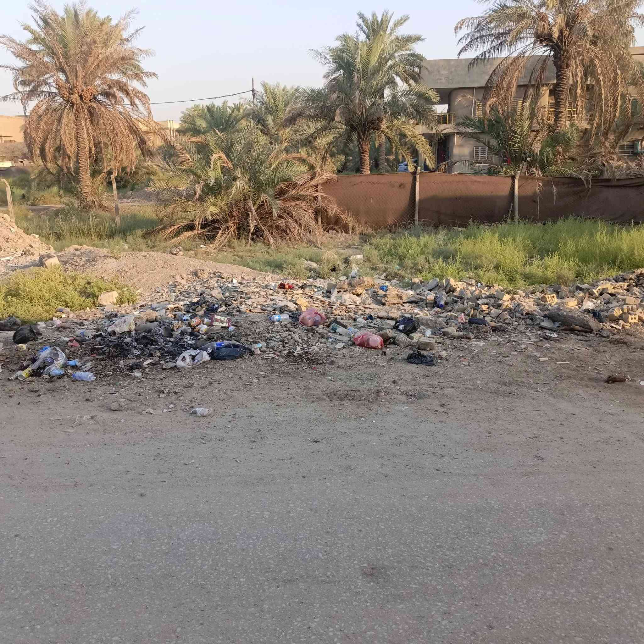 قطعة ارض للبيع مساحة ١٠٠ متر والواجهة ١٢ ونص طابو زراعي سند ٢٥
لتواصل ***********
