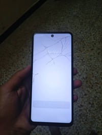 جهاز Infinix Note 10 Pro السعر 250 الف جهاز نضيف فقط فطر في الشاشة الر...