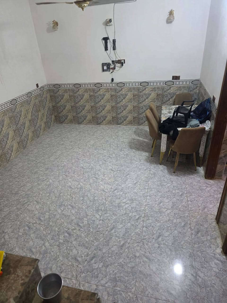 اعلان جديد 
على بركه الله 
بيت للبيع 
المساحه 125متر 
نوع العقار طابو صرف 
العنوان قرب منتزه بلد حولي المشروع 
للاستفسار عن السعر باقي التفاصيل *********** @إشارة
