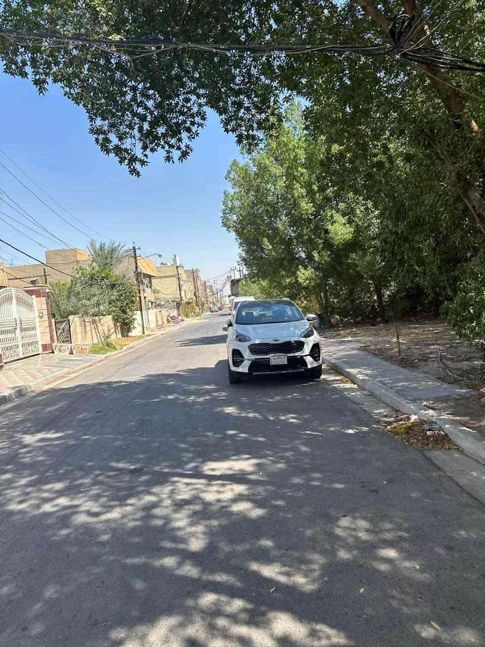 بيت للبيع في منطقه الشعب
� للبيع دار (تعتبر أرض)

📍 الموقع: حي البساتين، قرب الدفاع المدني، مجاور مجمع الزيتون.

📐 مساحة الأرض: 300 متر مربع.
📏 الأبعاد: نزال 30 متر، واجهة 10 متر.

✅ موقع جيد وقريب من الخدمات الرئيسية والأسواق.
✅ منطقة سكنية هادئة ومخدومة.
✅ سهولة الوصول إلى الشوارع الرئيسية والمرافق العامة.

📞 للتواصل والاستفسار:***********
☎️ الاتصال فقط
