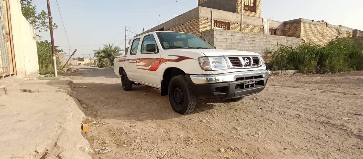 نيسان موديل 2003 مال مزاد جديدة للبيع سياره جاهزة اسويلك وكالة وانت ترقمها بسمك سعرها 50 .. اتصل على الرقم *********** الرفاعي, ذي قار
