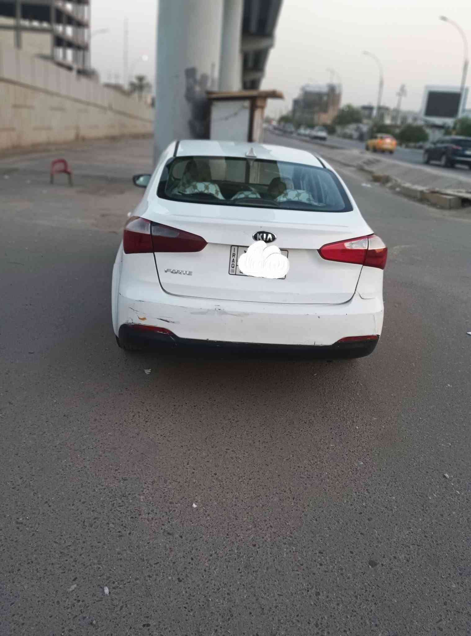 مكلف بالنشر 
فورتي 2016 سيارة جديدة وجاهزة مكينه وكير وحدادية وتخم تاير كله جديد منظومة تبريد جديده السعر 75 قطعتين صبغ فقط بدون اي داخل رقم بغداد باسمي مكان السيارة حلة رقم الهاتف ***********
