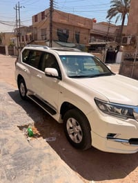 برادو موديل ٢٠٢٠ رقم بغداد الدولي باسمي السيارة  ماشية ٨٣ كيلو متر  سي...