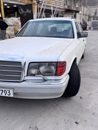 مرسيدس ٣٠٠ • ١٩٨٩ • فتحة سقف