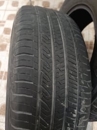 ٣ تايرات • ٢٣٥/٦٥/١٧ • مستعمل