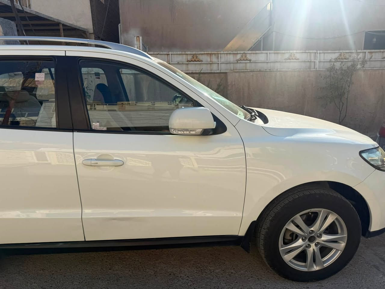 السلام عليكم
سنتافيا 2011 رقم بغداد 

6 سلندر 

7 راكب 

3 قطع تبريد 

ماشيه 320 الف 

صدر جديد امامي خلفي 

وتخم تاير جديد 

السيارة مكفولة ماعدا الي بين بالسونار 

السعر 150 ورقة وبية مجال حلو للشراي 

مكان السيارة بغداد الغزالية 

تحياتي لكم والرزق على الله …
الرقم ***********
