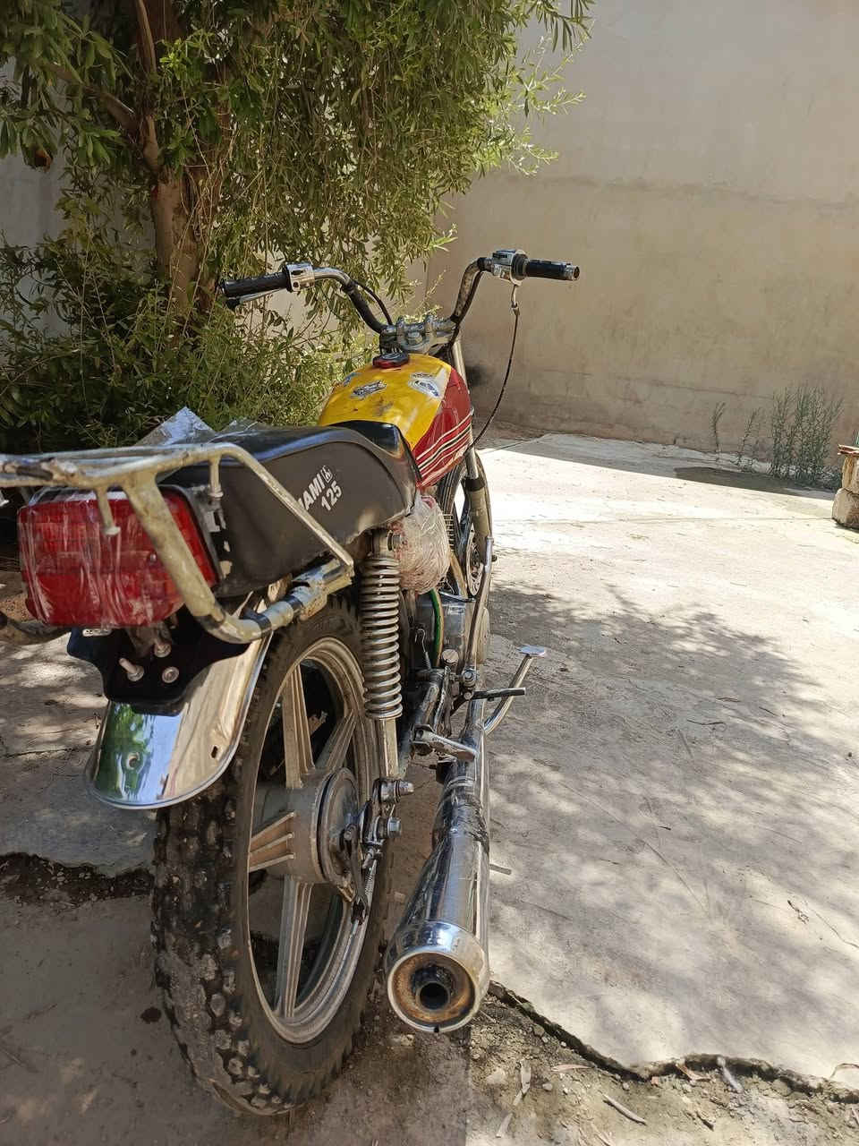 سلام عليكم موطور البيع محرك 200ccنشاط فول سرعه فول محرك صافي مابي اي صوت يعوزو ترتيب سعر 180ولا تجي تكلي ريدو بهلكد هوه يعوز ادري يعوزو إذا رتبو ما بيع بعل سعر الاتصال ‏‪***********‬‏ وخاص مفتوح ملاحضه نشاط فول يعني ونسه 🫱✈️
