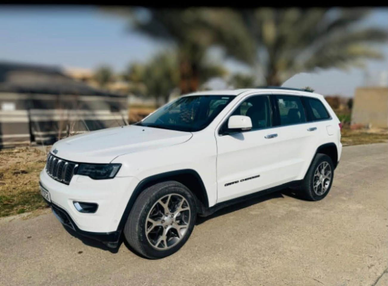 جيب لمتد خليجي
موديل 2019
ماشيه 64 ميل 
رقم بغداد ب اسمي 
باب الامامي مفتوح عكس جهة السايق

السعر 25700$
***********
